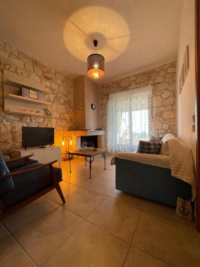 Helen'S Stone House Apartment Сивири Екстериор снимка